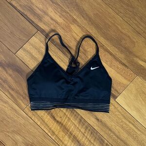 NIKE Sports Bra - Racer Back